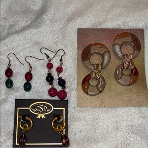 Gold and Multicolor Earrings Set